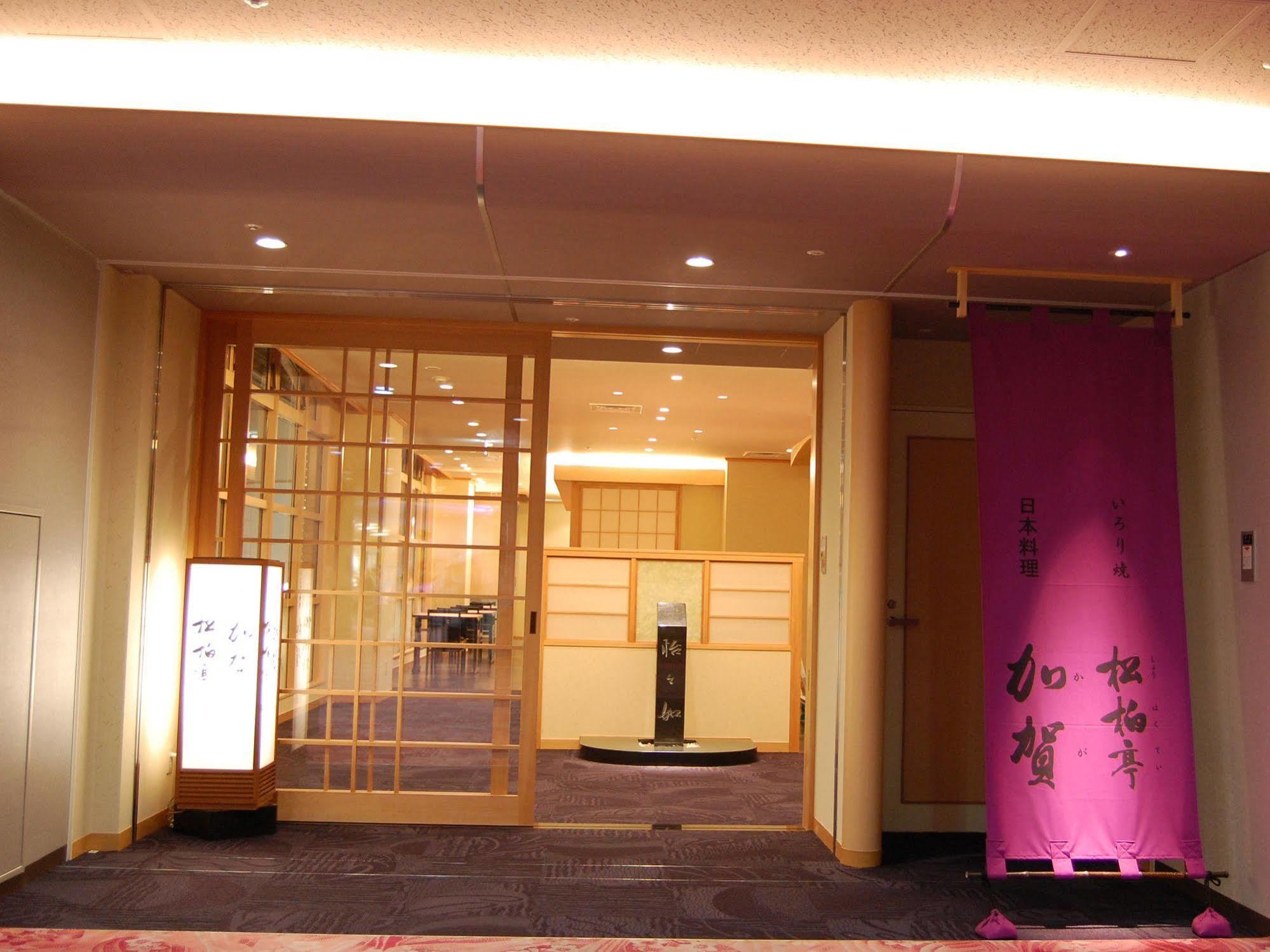 Royal Hotel Yamanaka Onsen Kajikaso Kaga  Ngoại thất bức ảnh